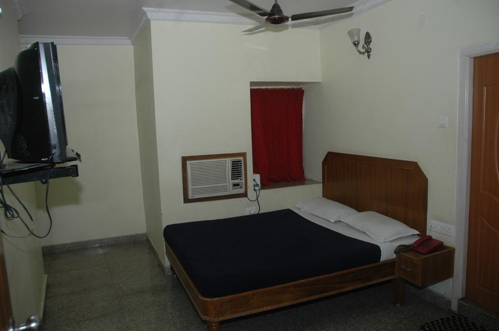 Hotel Vijayabhanu Visakhapatnam Rom bilde